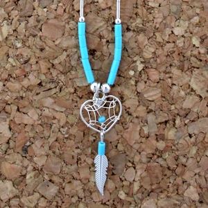 💘Mini Heart Dreamcatcher Necklace On 'Liquid Silver